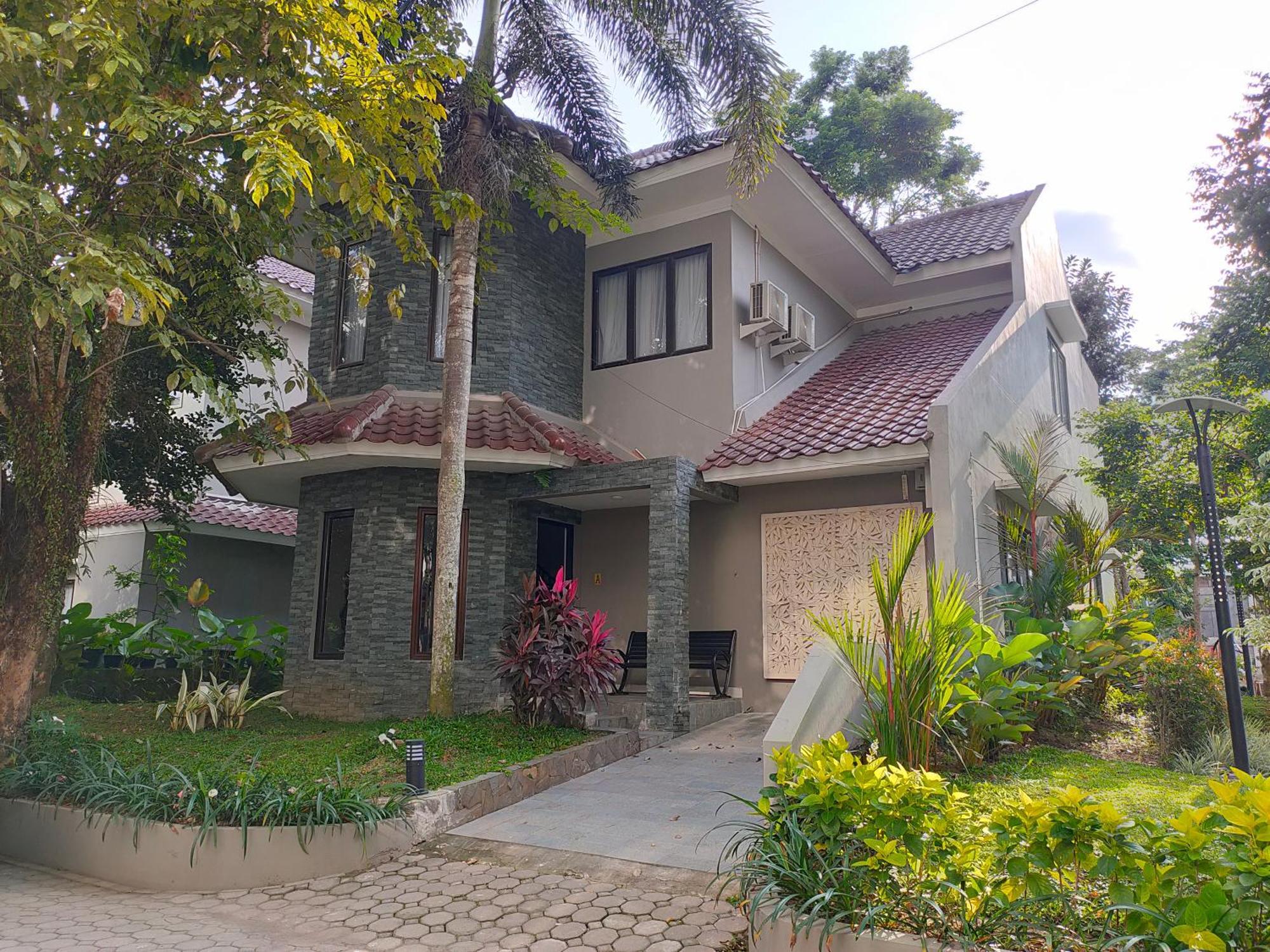 Wyndham Garden Yogyakarta Hotel Conference & Action Park Sleman  Bagian luar foto